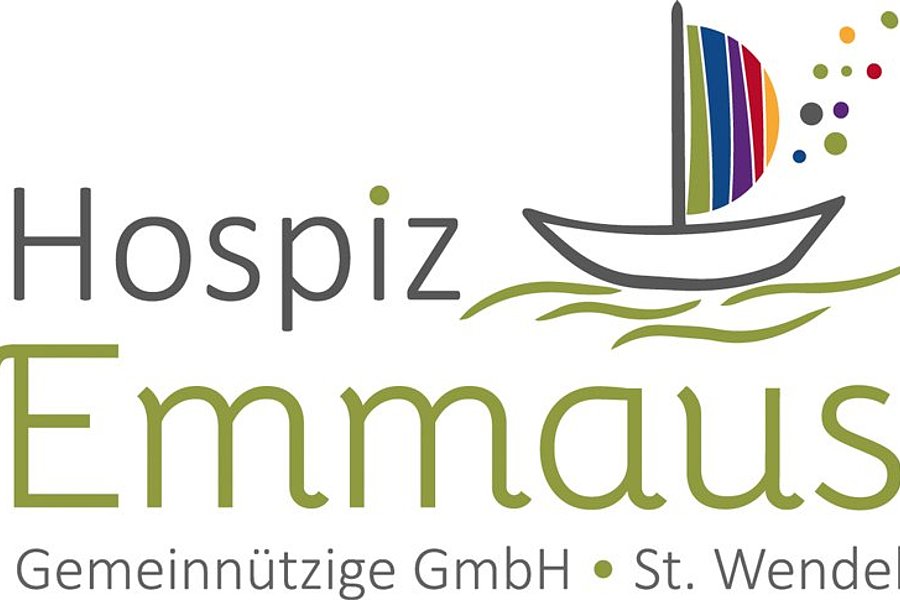 Logo von Hospiz Emmaus Gemeinnützige GmbH St. Wendel mit stilisiertem Segelboot und bunten Punkten